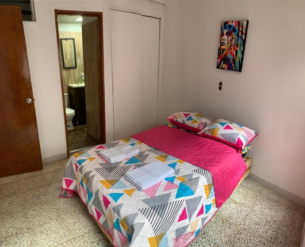 Hostel Kumho Alojamiento Medellín Buitenkant foto