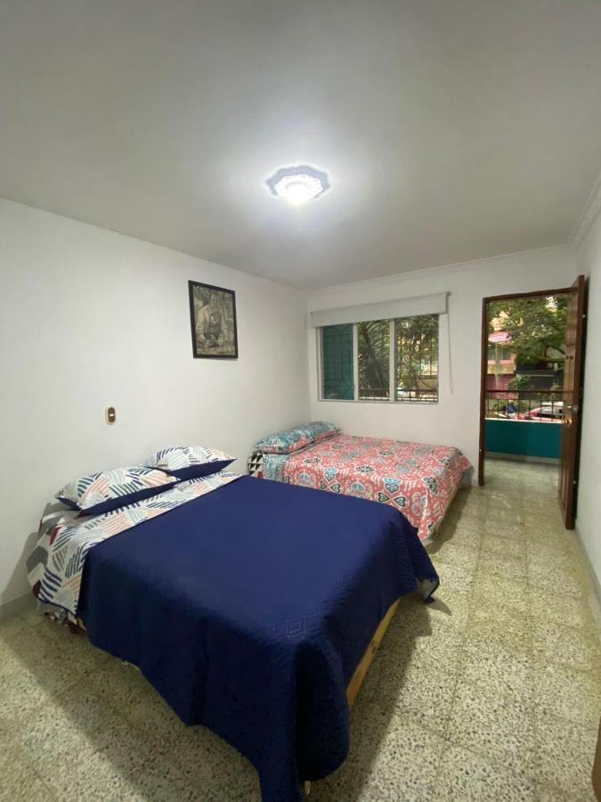 Hostel Kumho Alojamiento Medellín Buitenkant foto